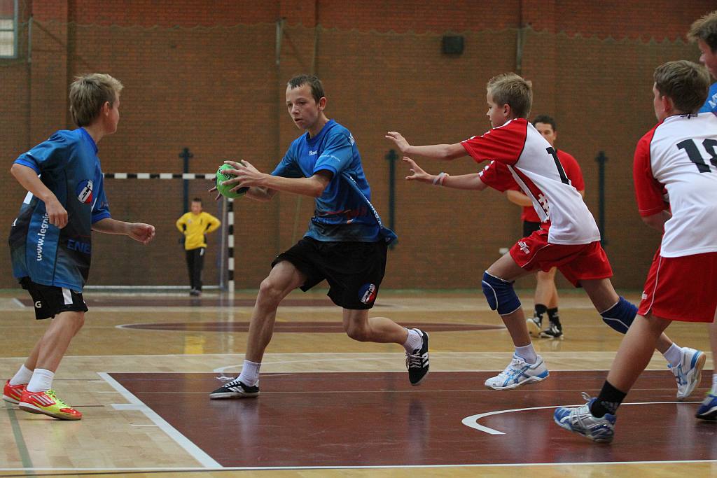 Chłopcy: MSPR Siódemka Legnica - SPR Chrobry Głogów 31:19