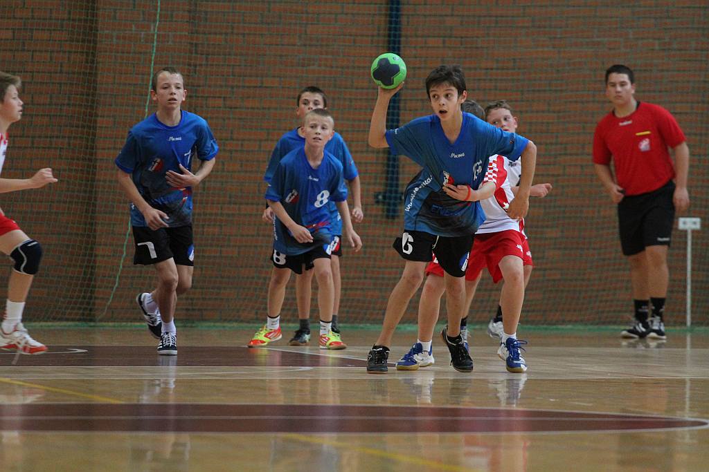 Chłopcy: MSPR Siódemka Legnica - SPR Chrobry Głogów 31:19