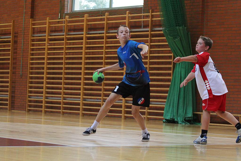 Chłopcy: MSPR Siódemka Legnica - SPR Chrobry Głogów 31:19