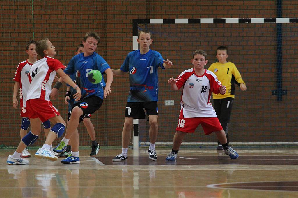 Chłopcy: MSPR Siódemka Legnica - SPR Chrobry Głogów 31:19