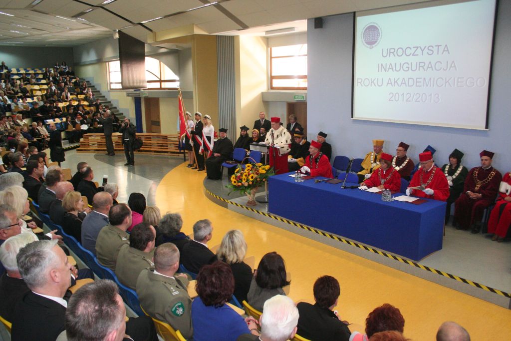 XV inauguracja roku akademickiego w PWSZ 
