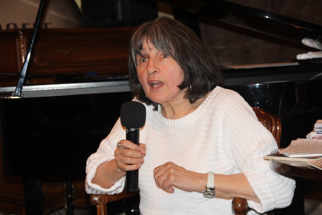 Agnieszka Susłowicz promowała swój kresowy tomik poezji