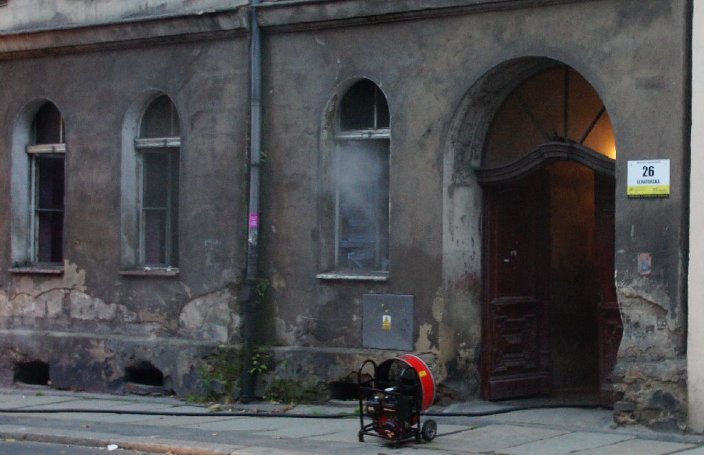 Spłonął w mieszkaniu przy ulicy Senatorskiej