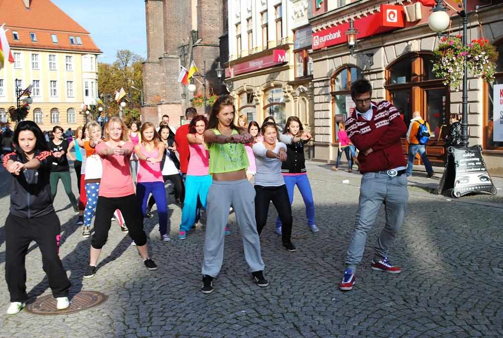 FLASH MOB VI Liceum Ogólnokształcącego