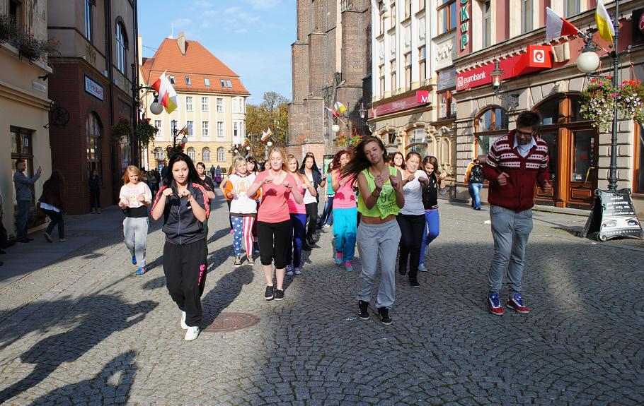 FLASH MOB VI Liceum Ogólnokształcącego