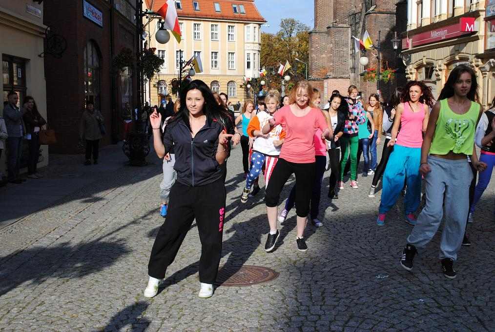 FLASH MOB VI Liceum Ogólnokształcącego