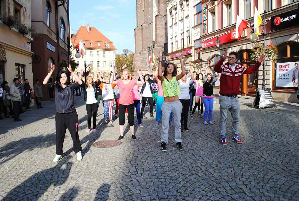 FLASH MOB VI Liceum Ogólnokształcącego