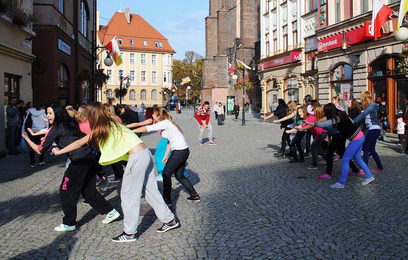 FLASH MOB VI Liceum Ogólnokształcącego
