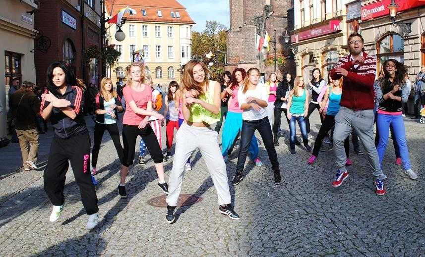FLASH MOB VI Liceum Ogólnokształcącego