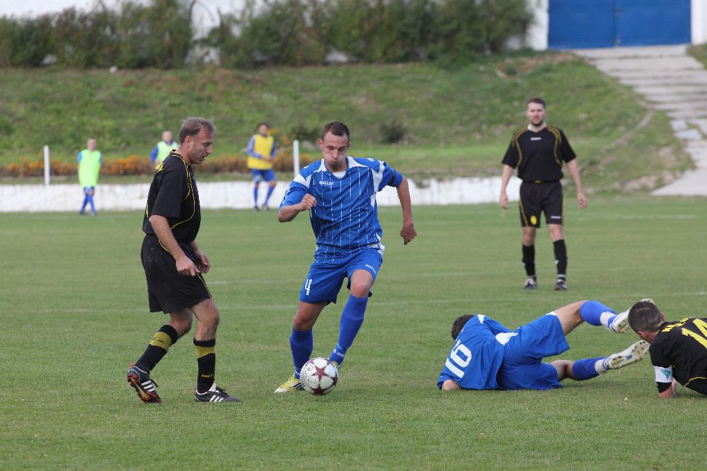  Konfeks  - Iskra  3:0