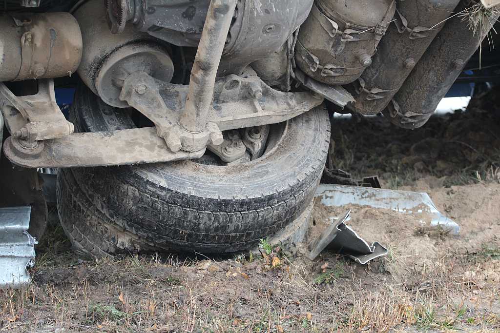 TIR zablokował autostradę