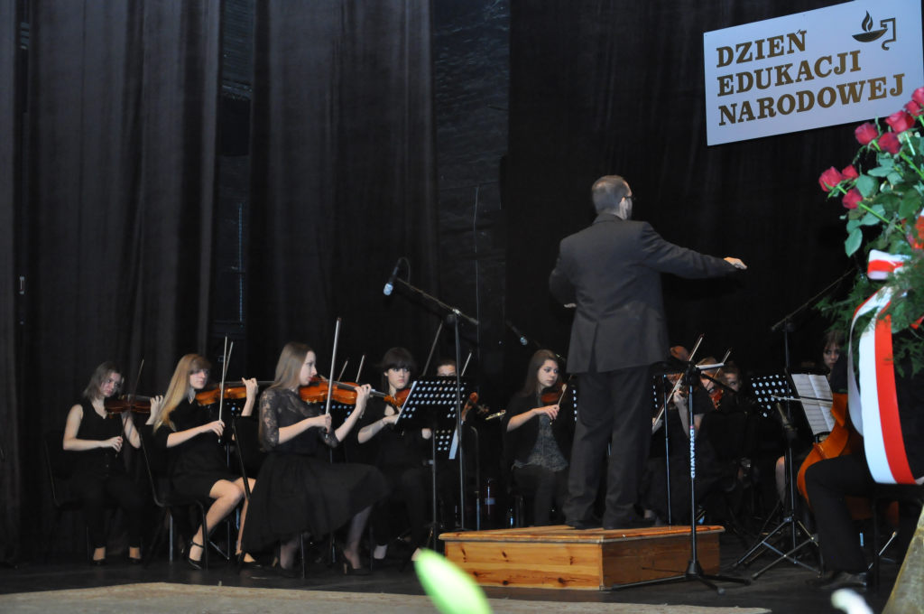 Gala z okazji Dnia Edukacji Narodowej w teatrze