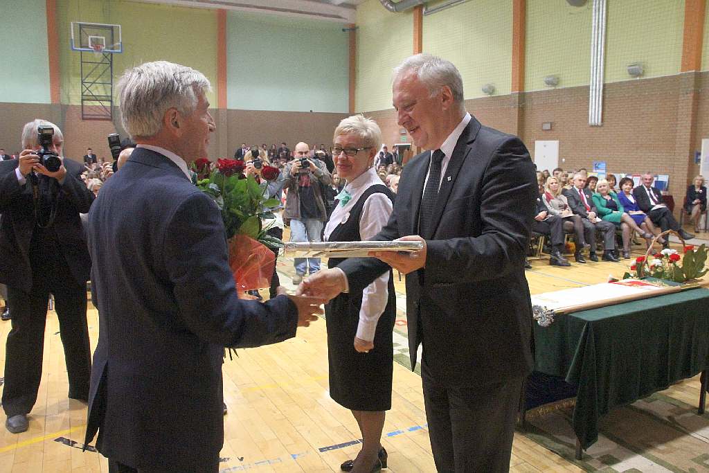 20 - lecie V Liceum Ogólnokształcącego