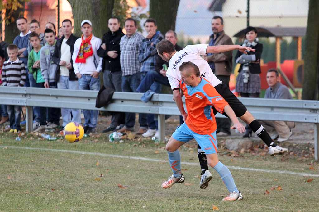 KS Legnickie Pole - Ikar 1:1