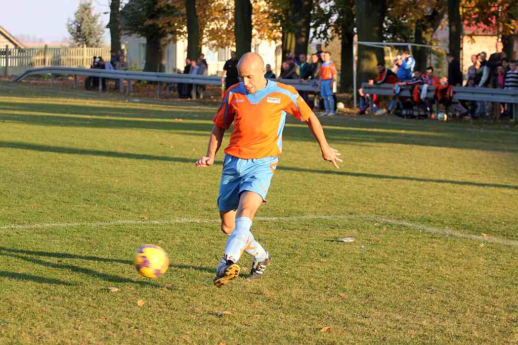 KS Legnickie Pole - Ikar 1:1