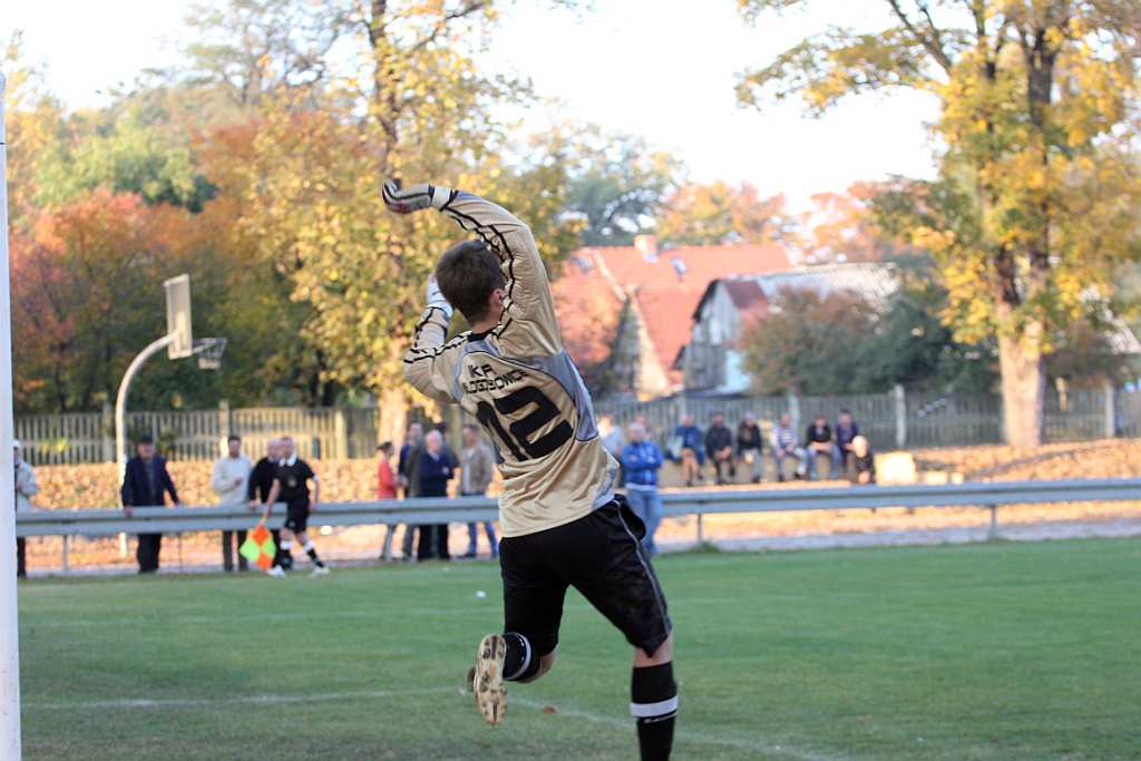 KS Legnickie Pole - Ikar 1:1