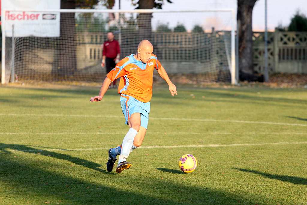 KS Legnickie Pole - Ikar 1:1