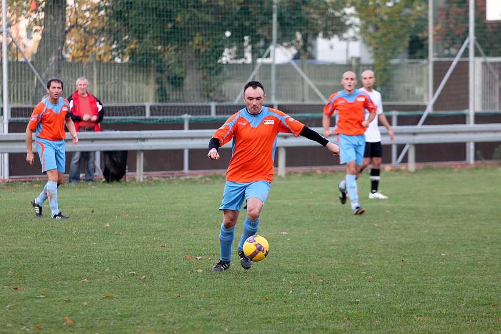 KS Legnickie Pole - Ikar 1:1