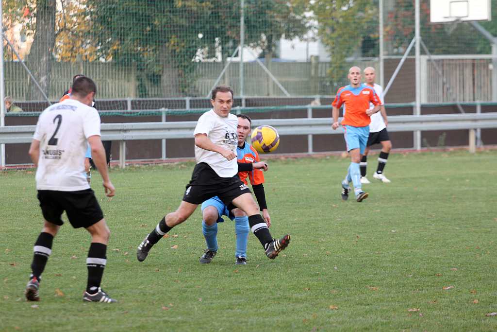 KS Legnickie Pole - Ikar 1:1