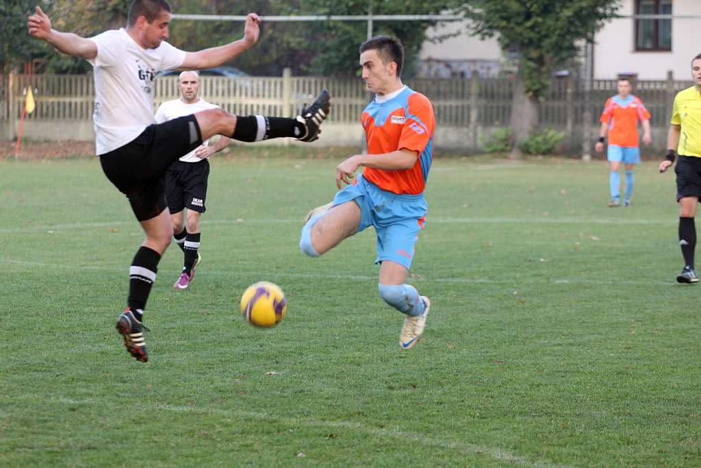 KS Legnickie Pole - Ikar 1:1