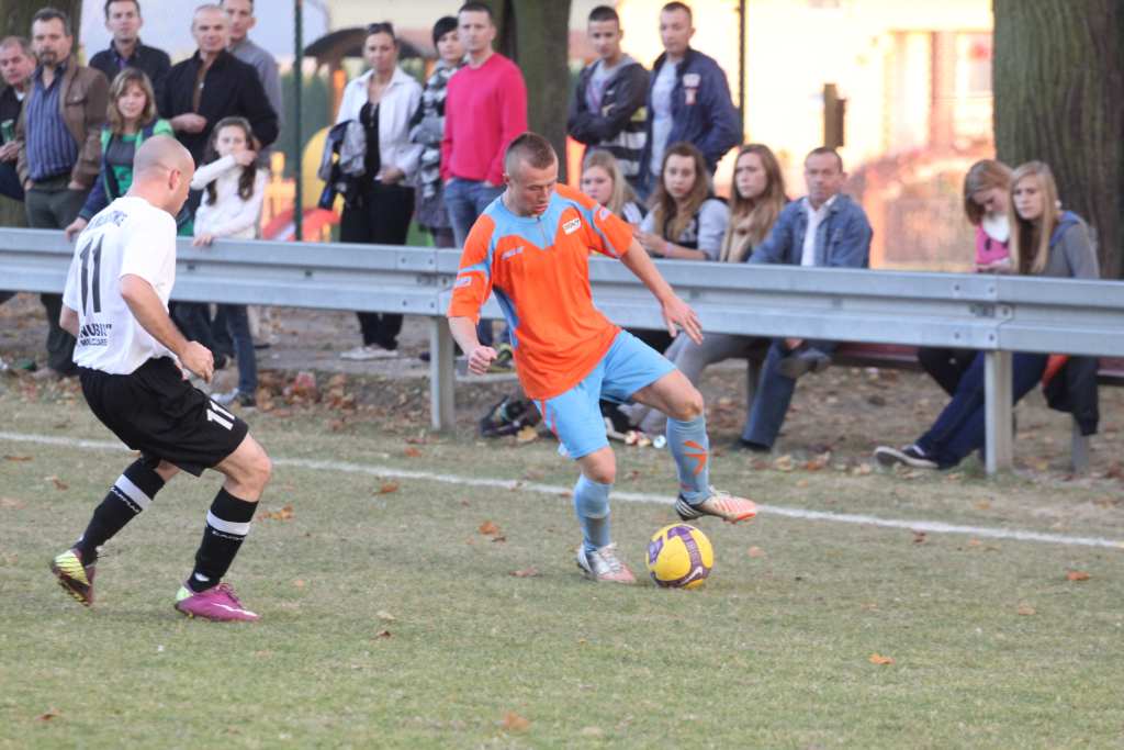 KS Legnickie Pole - Ikar 1:1