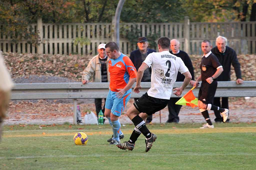 KS Legnickie Pole - Ikar 1:1
