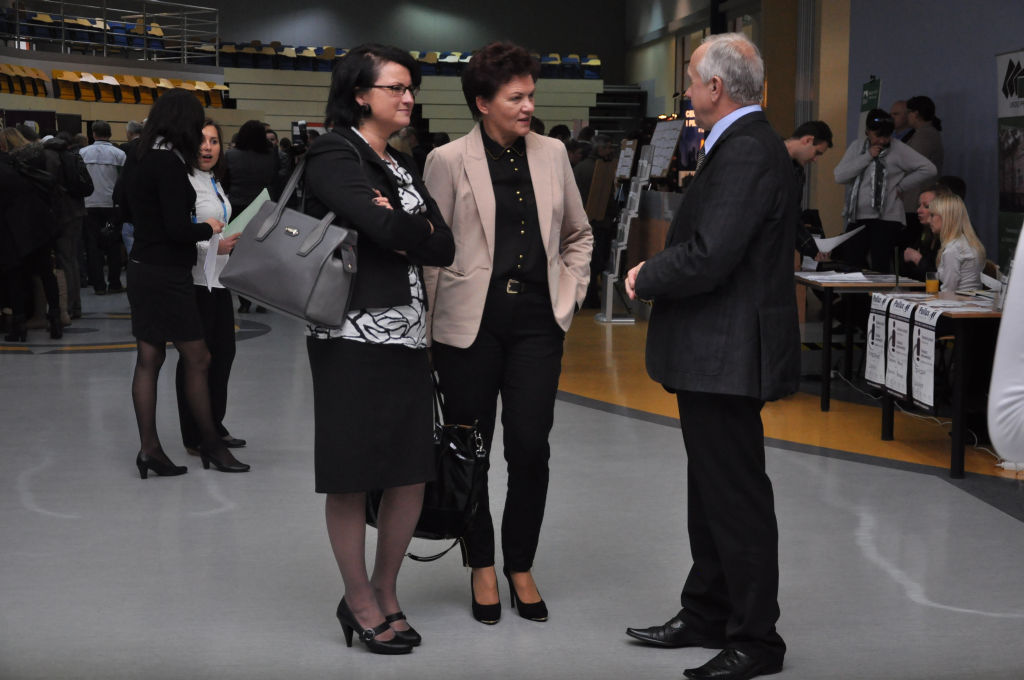 Jesienne targi pracy PWSZ w Legnicy
