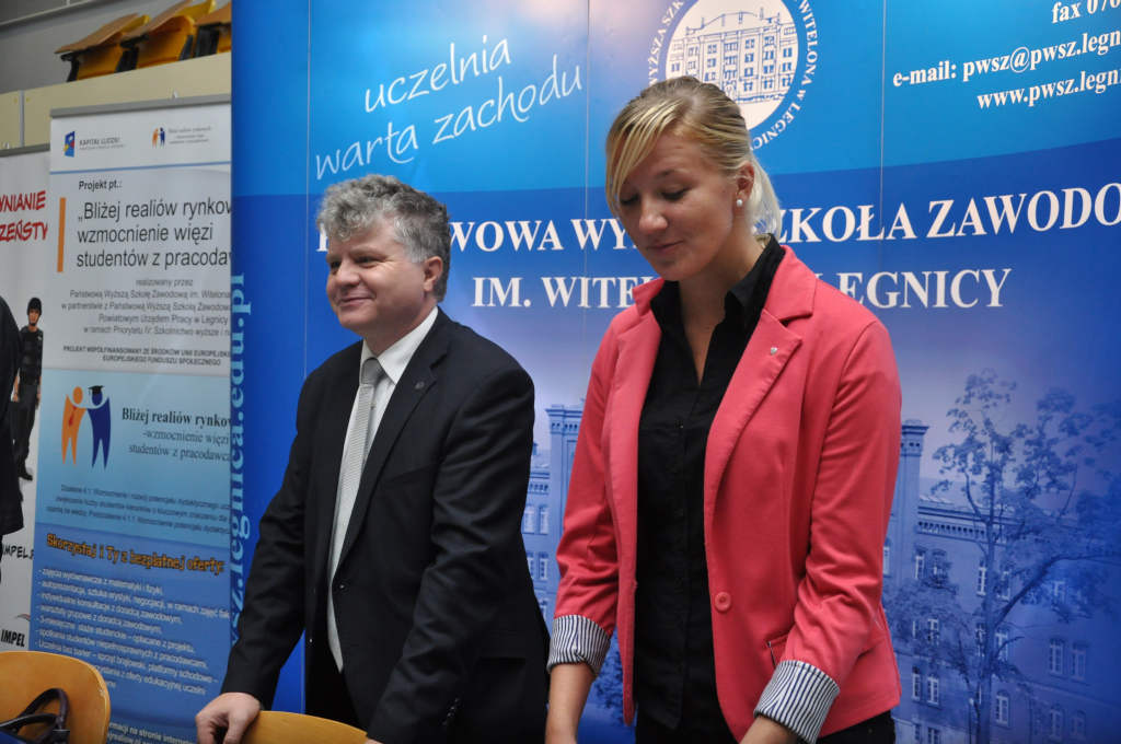 Jesienne targi pracy PWSZ w Legnicy