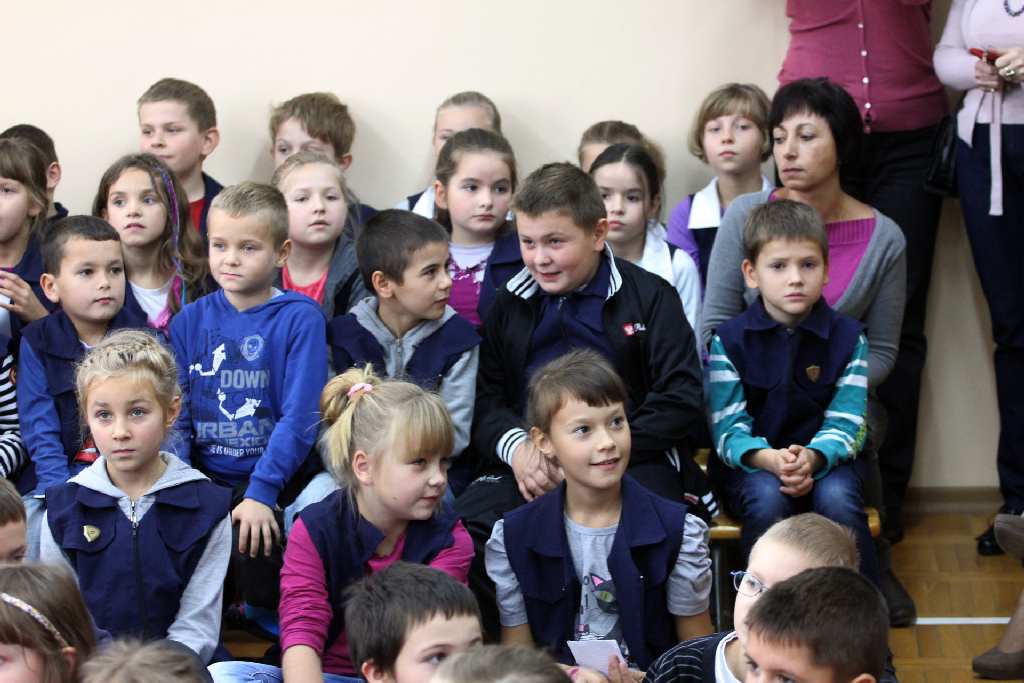 Piłkarze Miedzi w szkole