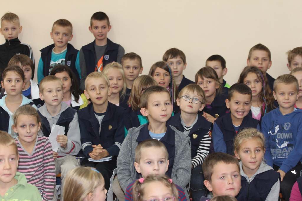 Piłkarze Miedzi w szkole