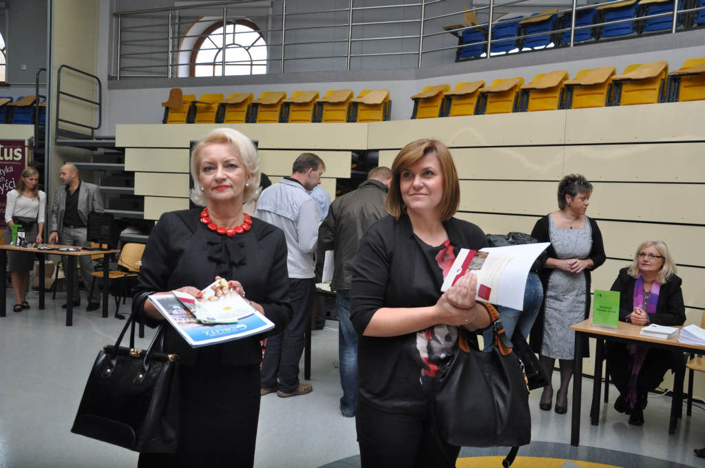 Jesienne targi pracy PWSZ w Legnicy