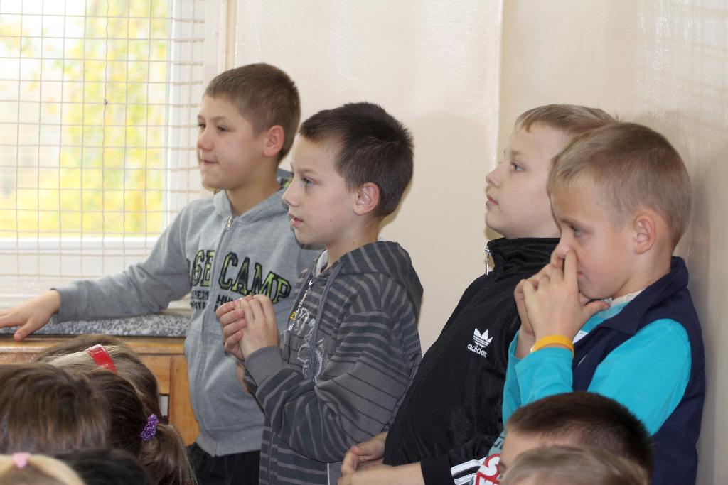 Piłkarze Miedzi w szkole