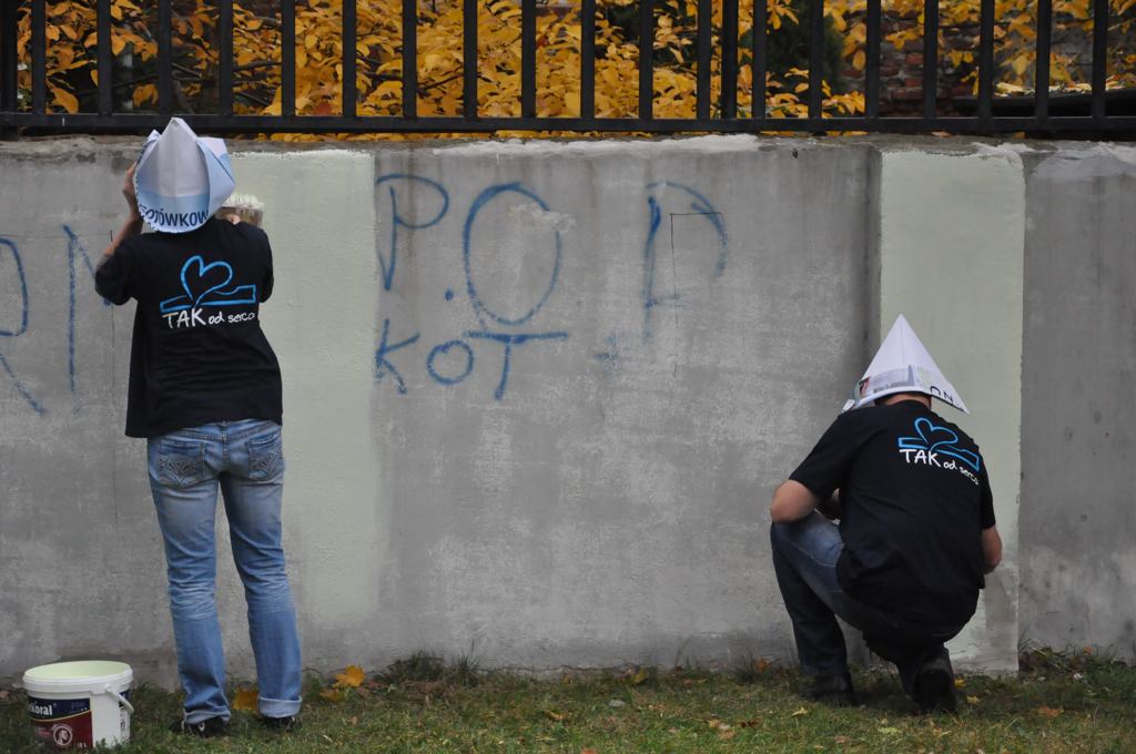 Kredyt Bank podarował 5 tys. zł legnickiej szkole