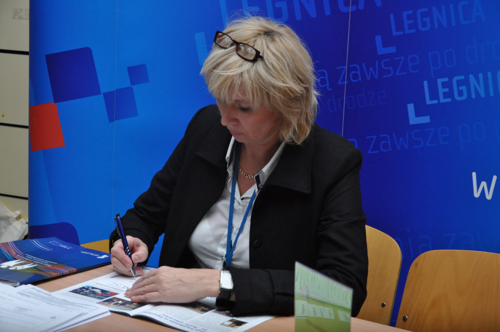 Jesienne targi pracy PWSZ w Legnicy