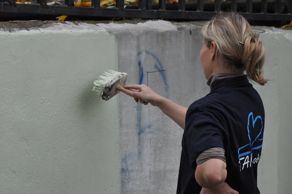 Kredyt Bank podarował 5 tys. zł legnickiej szkole