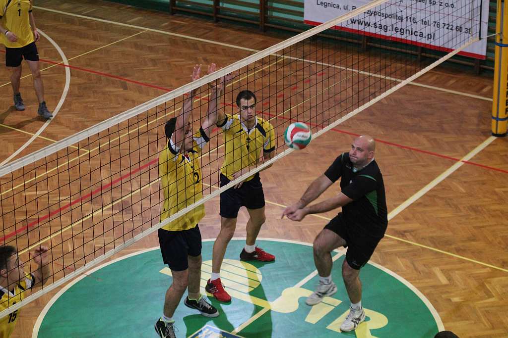 Ikar Legnica - MKS Pogoń Góra 3:0