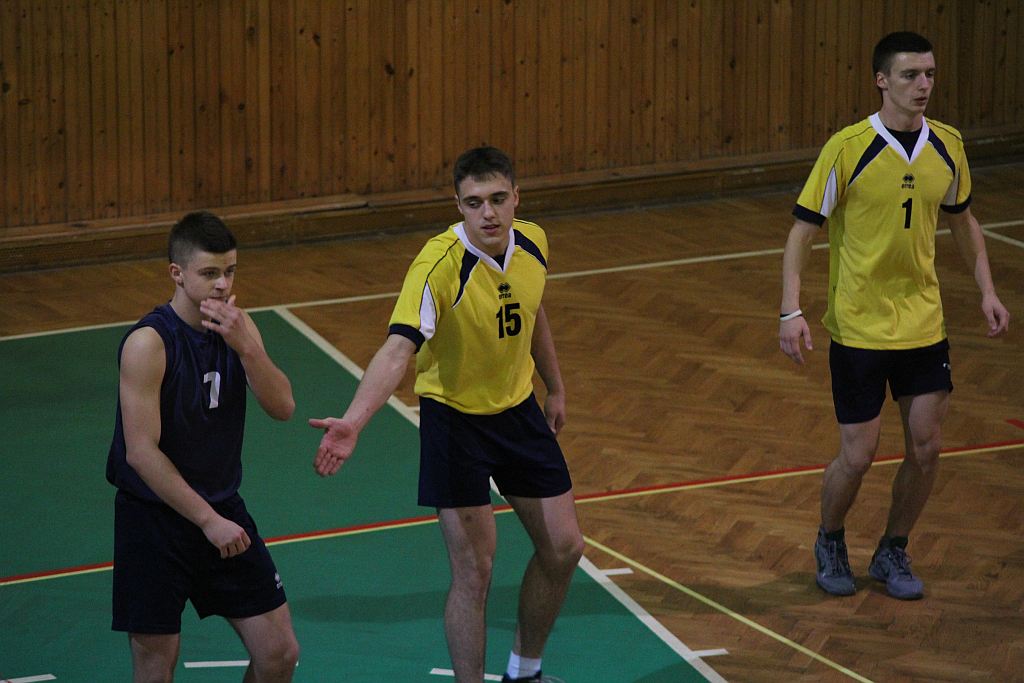 Ikar Legnica - MKS Pogoń Góra 3:0