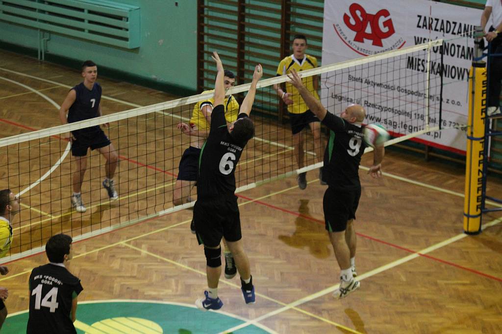 Ikar Legnica - MKS Pogoń Góra 3:0