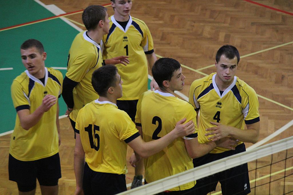 Ikar Legnica - MKS Pogoń Góra 3:0