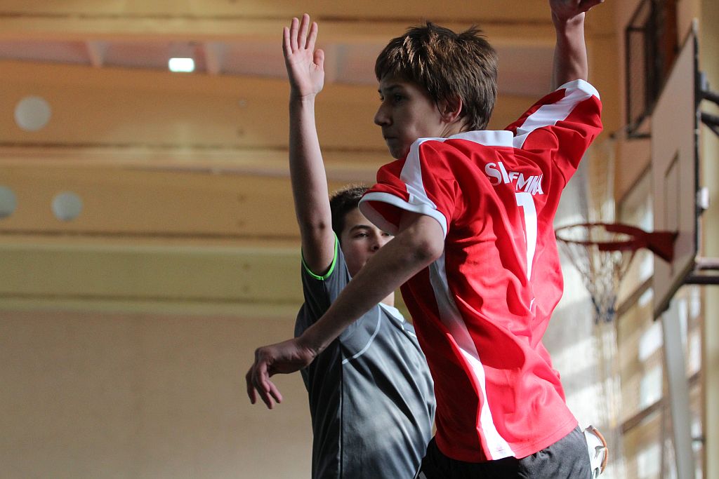 Młodzicy: UKS Dziewiątka Legnica – MSPR Siódemka Legnica 47:26