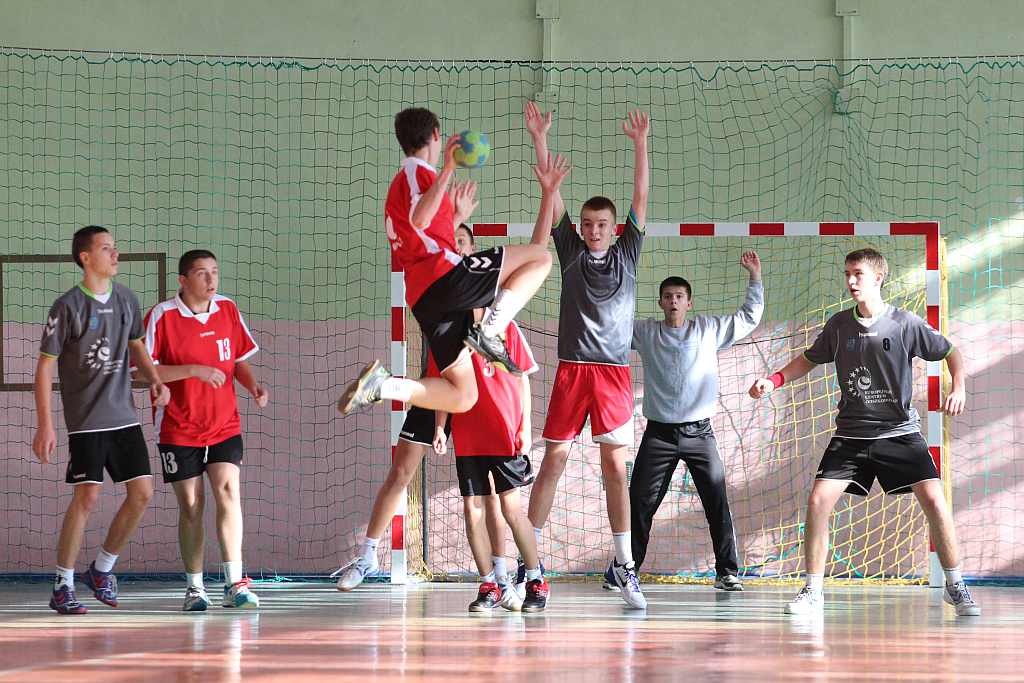 Młodzicy: UKS Dziewiątka Legnica – MSPR Siódemka Legnica 47:26