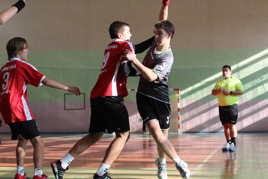 Młodzicy: UKS Dziewiątka Legnica – MSPR Siódemka Legnica 47:26