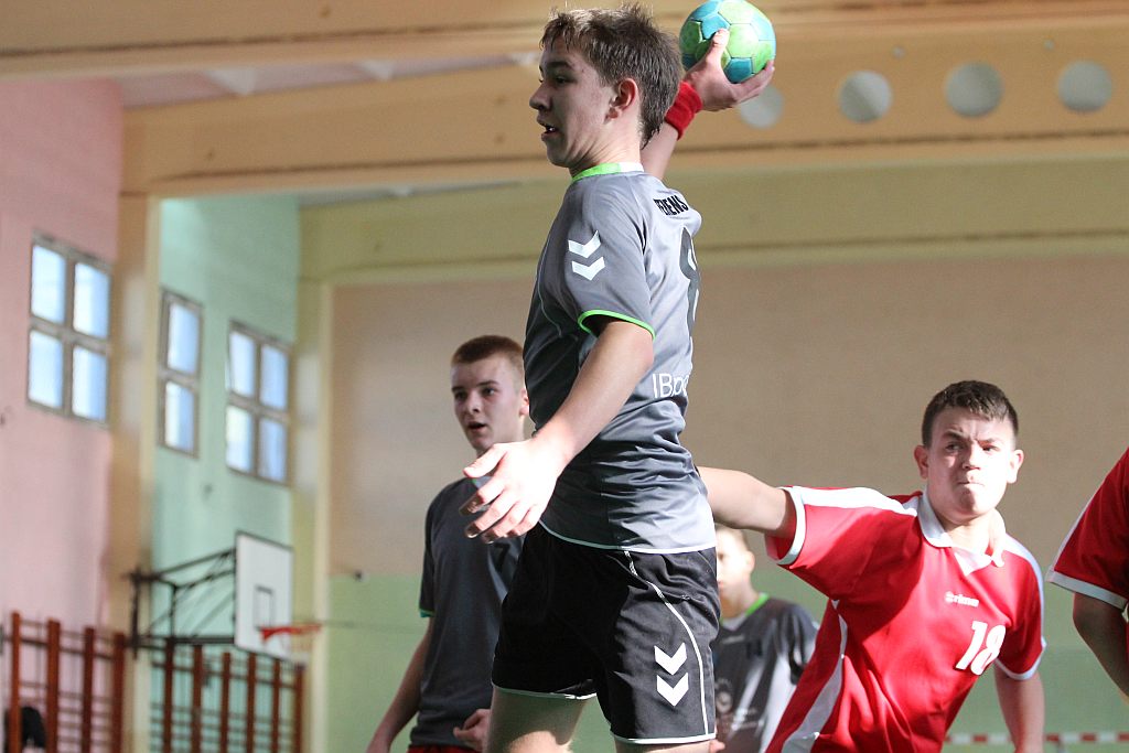 Młodzicy: UKS Dziewiątka Legnica – MSPR Siódemka Legnica 47:26