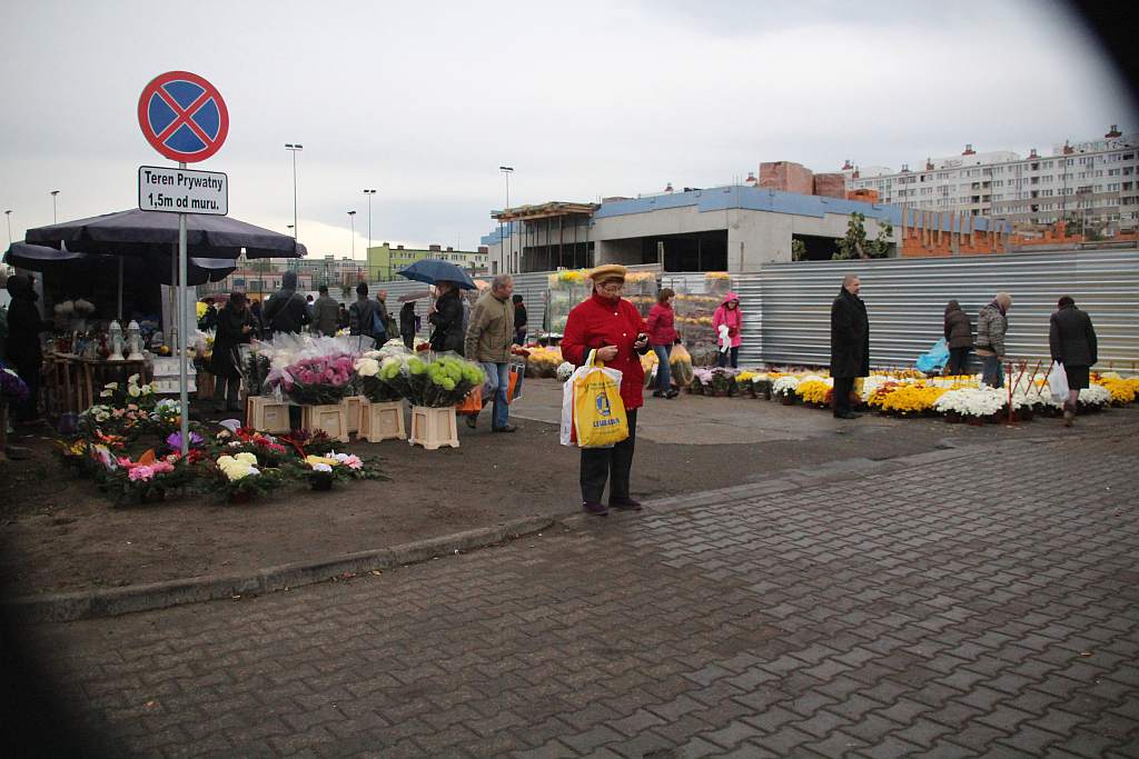 Wszystkich Świętych na Cmentarzu Komunalnym w Legnicy