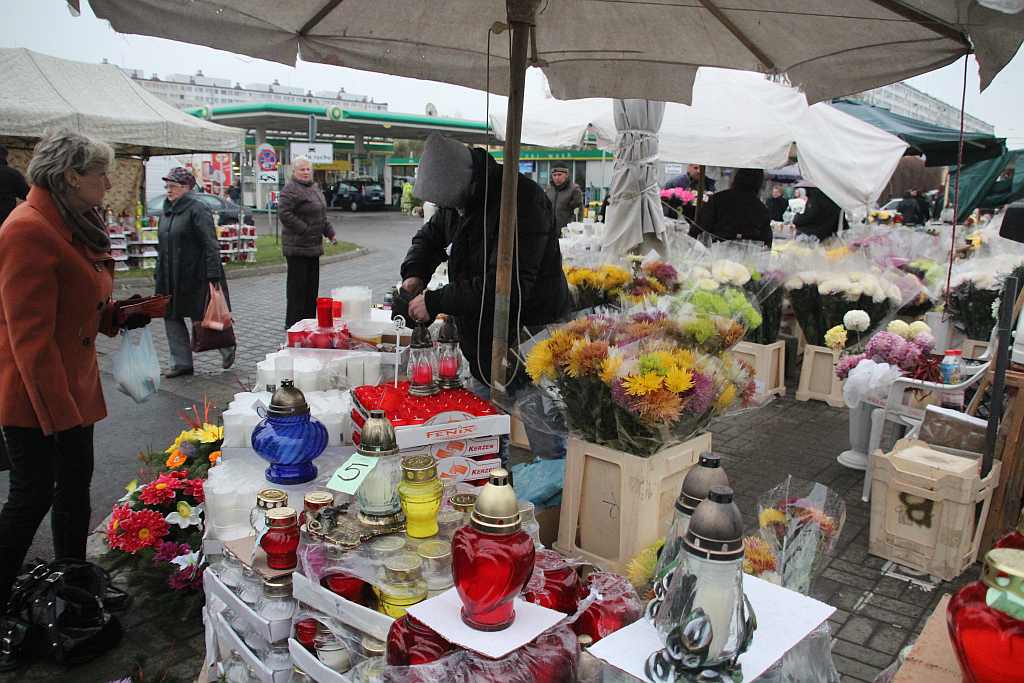 Wszystkich Świętych na Cmentarzu Komunalnym w Legnicy