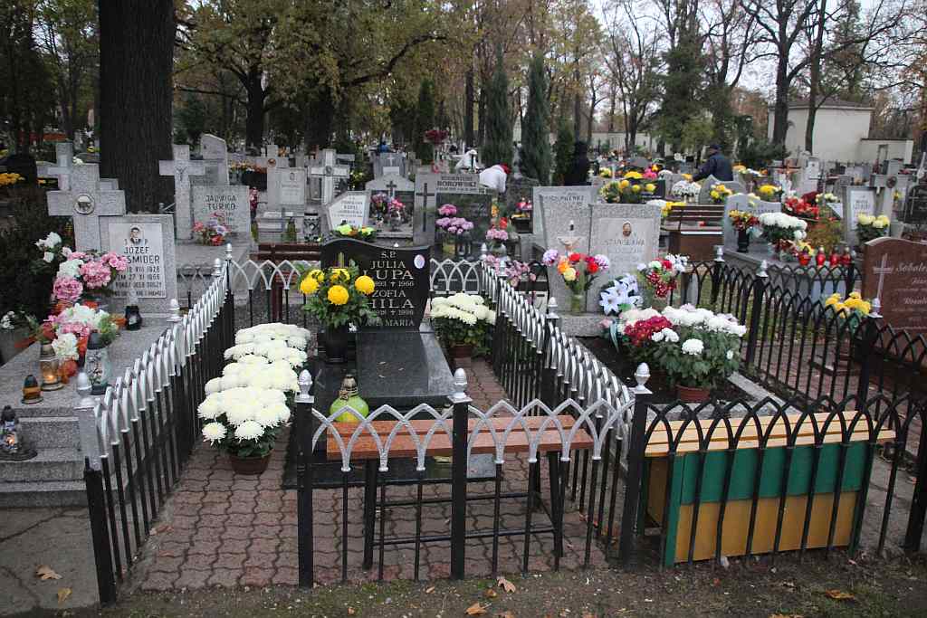 Wszystkich Świętych na Cmentarzu Komunalnym w Legnicy