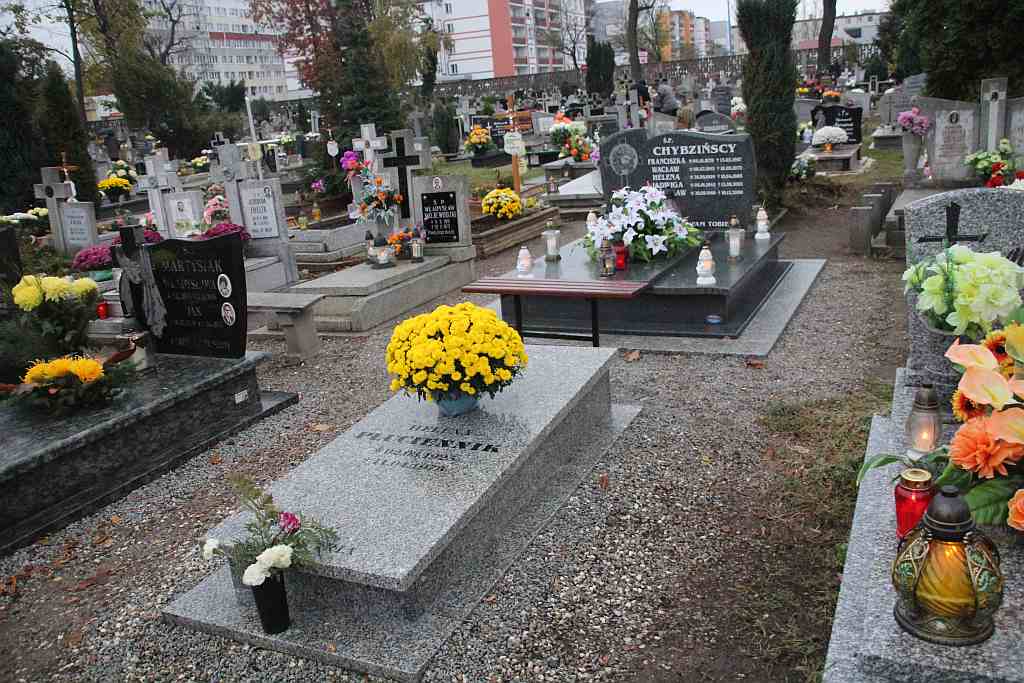 Wszystkich Świętych na Cmentarzu Komunalnym w Legnicy