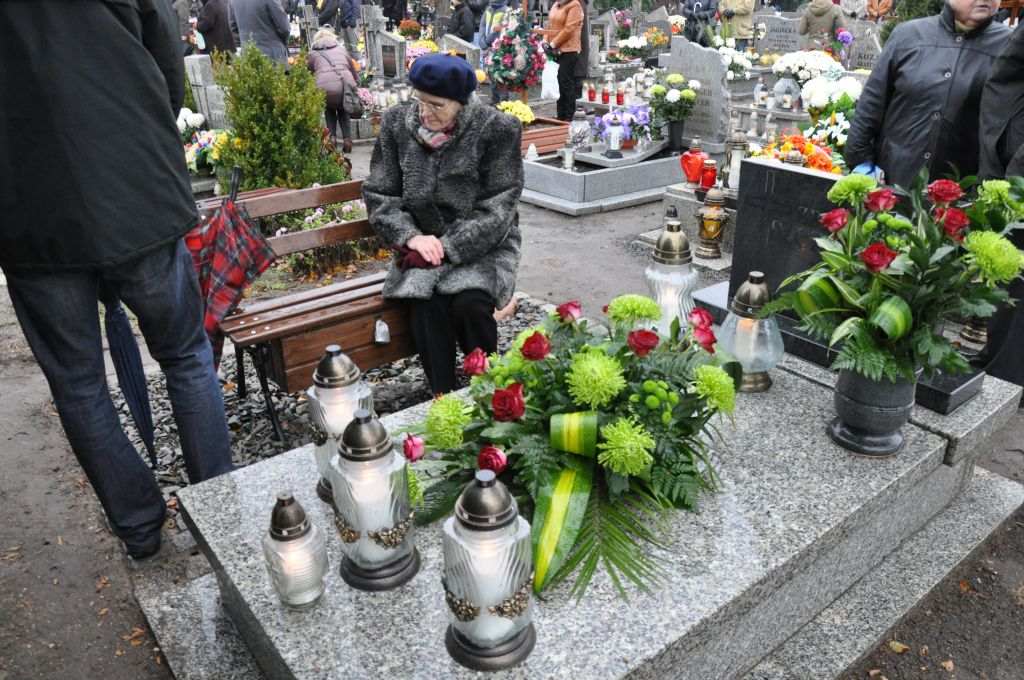 Prochowice - uroczystości Wszystkich Świętych