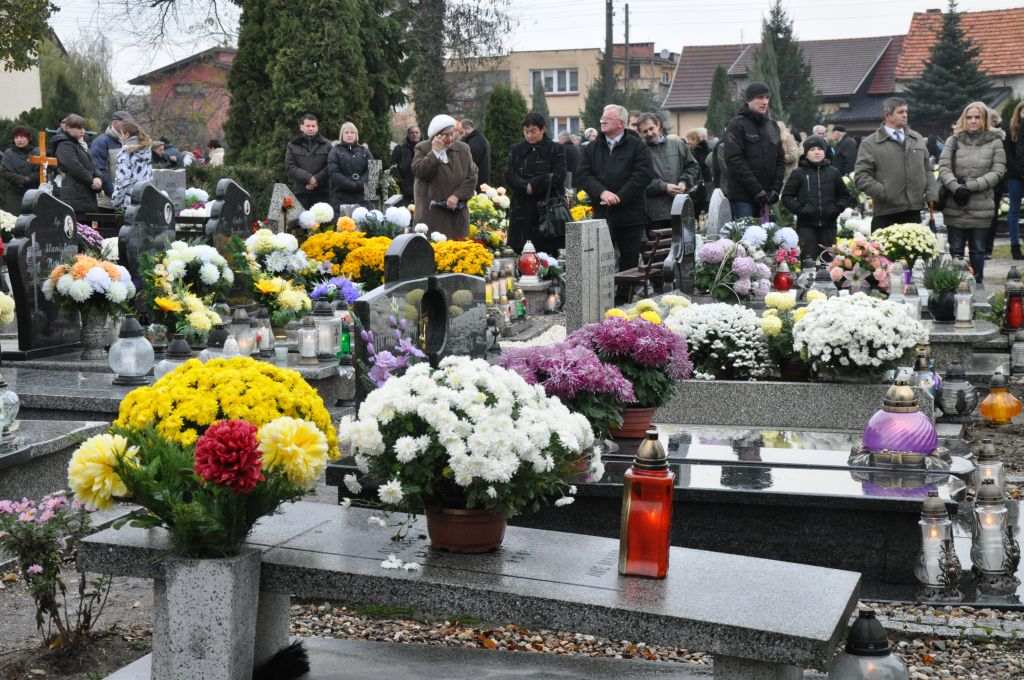 Prochowice - uroczystości Wszystkich Świętych