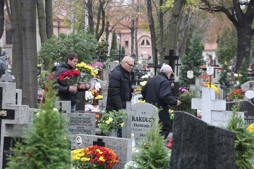 Wszystkich Świętych na Cmentarzu Komunalnym w Legnicy